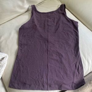 Lululemon tank size 6